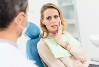 Консультация врача-стоматолога с 50% скидкой
