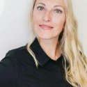 Шувалова Лариса