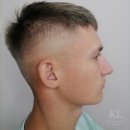 Красивые Люди на улице Фридриха Энгельса, 147