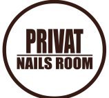 Private nails room
