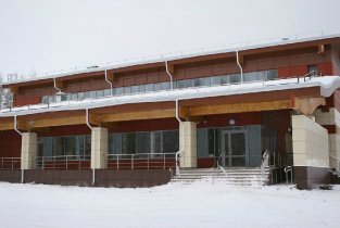 Плавательный бассейн