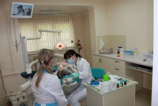 Современная стоматология на Коммунистическом