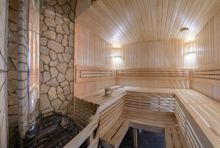 Емеля на переулке Карьерный Лог