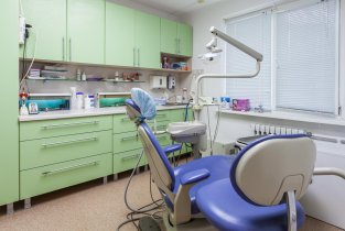 Круглосуточная стоматология СК-Клиник 24 на Севастопольской улице