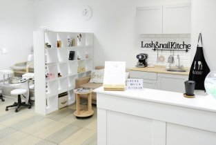 Lash & Nail Kitchen (Лэш энд нэйл китчен)