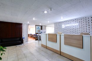 Garnet Clinic на Нежинской улице