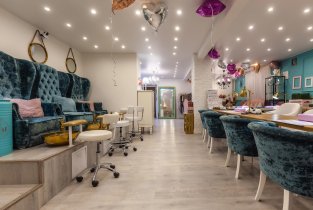 Art bar nail&lashes