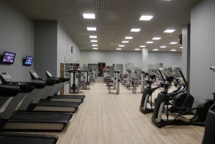 Top person fitness club