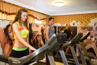 PROFitness на улице Менделеева
