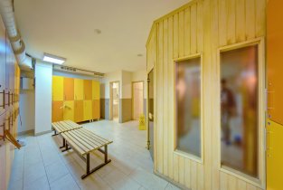 Orange Gold Gym
