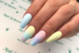 Nail Queen