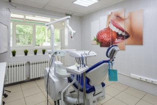 Круглосуточная стоматология СК-Клиник 24 на улице Айвазовского