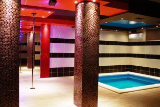 Avangard Hotel