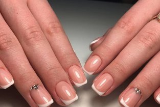 VIP nails