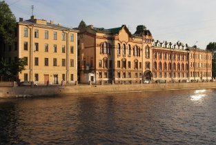 Клиника высоких медицинских технологий им. Н.И. Пирогова лечебно-диагностический комплекс на набережной реки Фонтанки