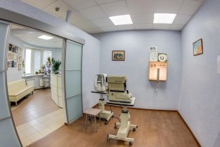 Глазная клиника доктора Савельева на улице 40 лет Победы