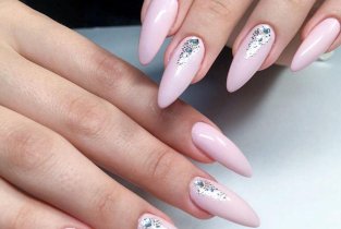 Manicurist в ТЦ Авеню