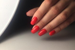 Lemon nails