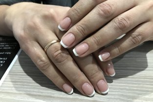 10 Nails