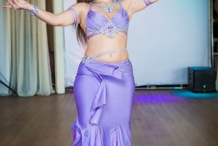 Performance art center на Новогодней улице
