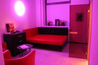 Салон эротического массажа Relax24 на улице Пушкина, 17