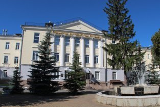 Клиническая больница РЖД-Медицина на улице Доватора