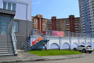 Нана стом на улице Доватора