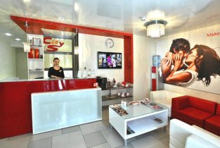 City Smile на улице Братьев Кашириных