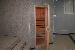 Банный мир на Листопадной улице