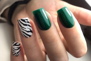 Hello! Nails