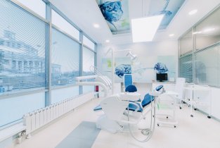 SLclinic на метро Достоевская