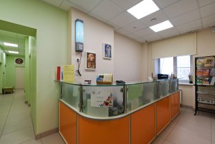Центр традиционного акушерства и семейной медицины на метро Октябрьское поле