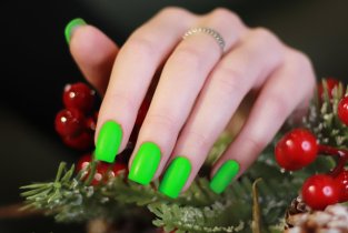 Peoples Nails