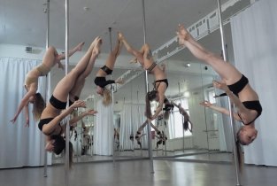 Pole House / Pole Dance