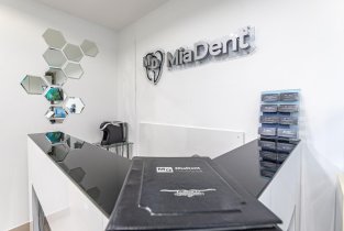 MiaDent