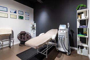 Esthetic laser