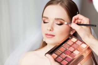 She. beauty. lab