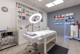 Beauty House