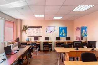 Коннессанс на Индустриальном проспекте, 45а