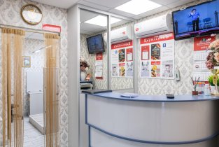 ЦирюльникЪ на улице Фадеева