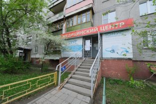 Тонус на улице Сергея Есенина, 36