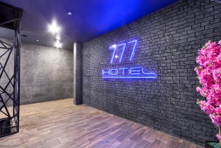 777