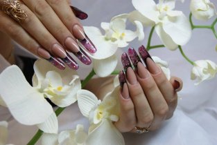 Ezik_nails