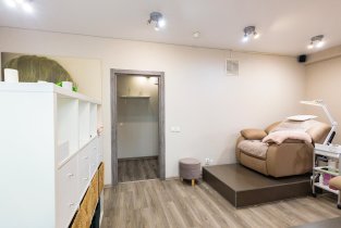 LASHROOM