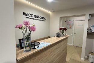 Высокий статус на Новоколомяжском проспекте