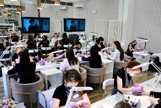 Ликс NAIL на проспекте Просвещения