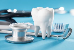 Консультация стоматолога при дальнейшем лечении бесплатная