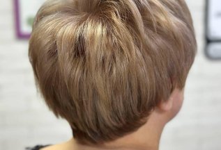 Уходовые процедуры для волос Loreal со скидкой 25%