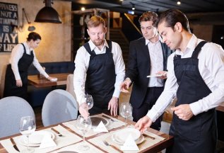 Курсы официантов и барменов с трудоустройством в Турцию