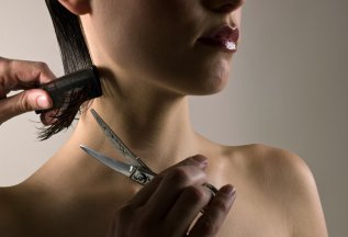 Стрижка - 1300 рублей